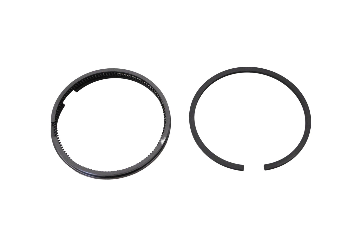 New OEM Briggs & Stratton 399067 Piston Ring Kit NOS