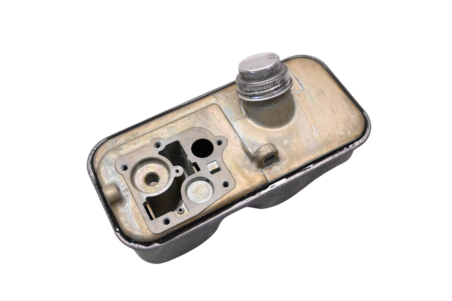 New OEM Briggs & Stratton 396781 Fuel Tank Assembly NOS