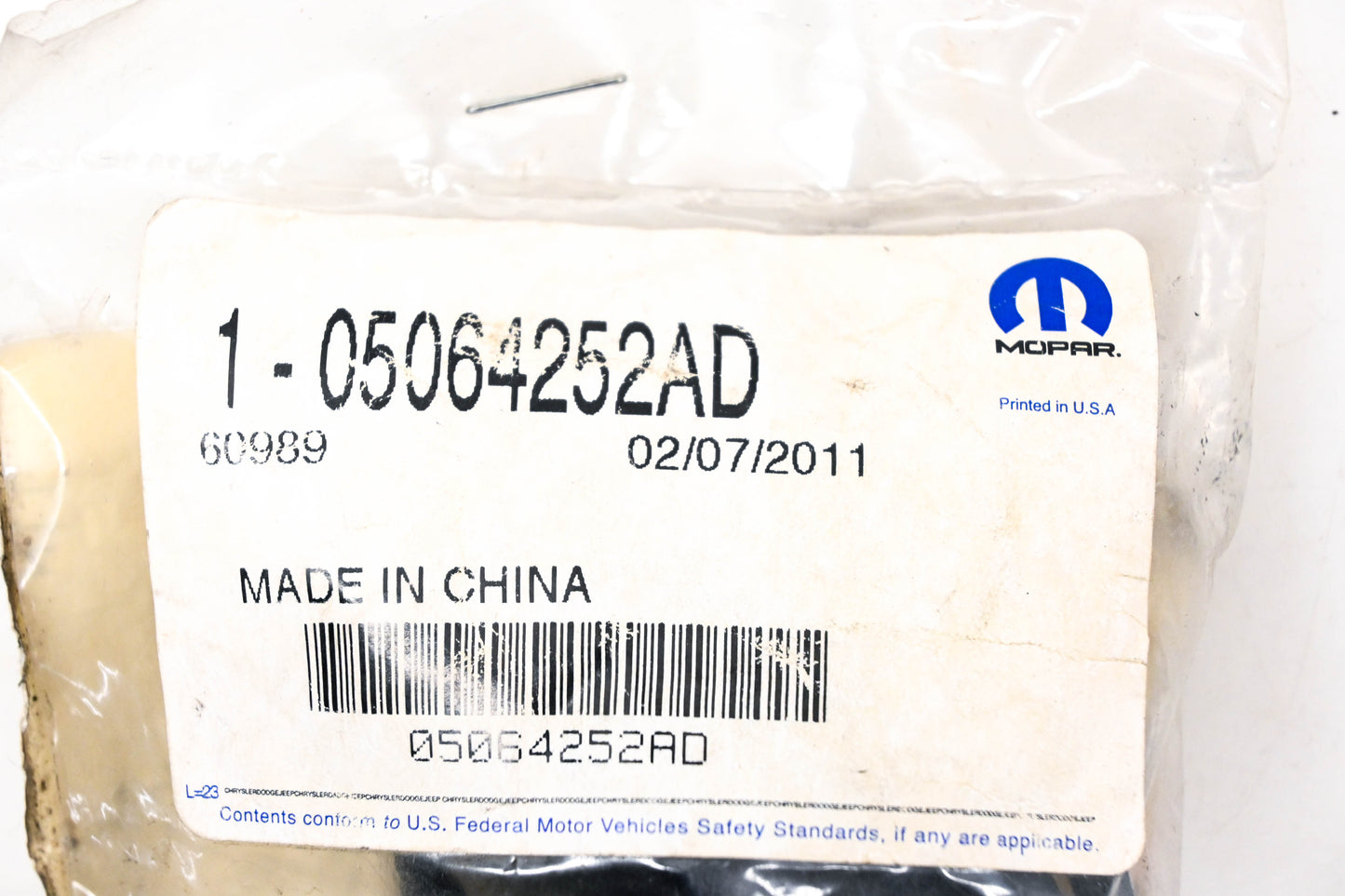 Mopar 05064252AD, 5064252AD Antenna Base Mount NOS