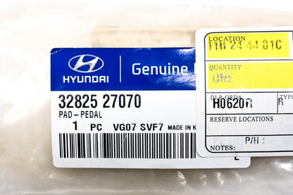 Hyundai 3282527070 Brake Pedal Cover Pad NOS