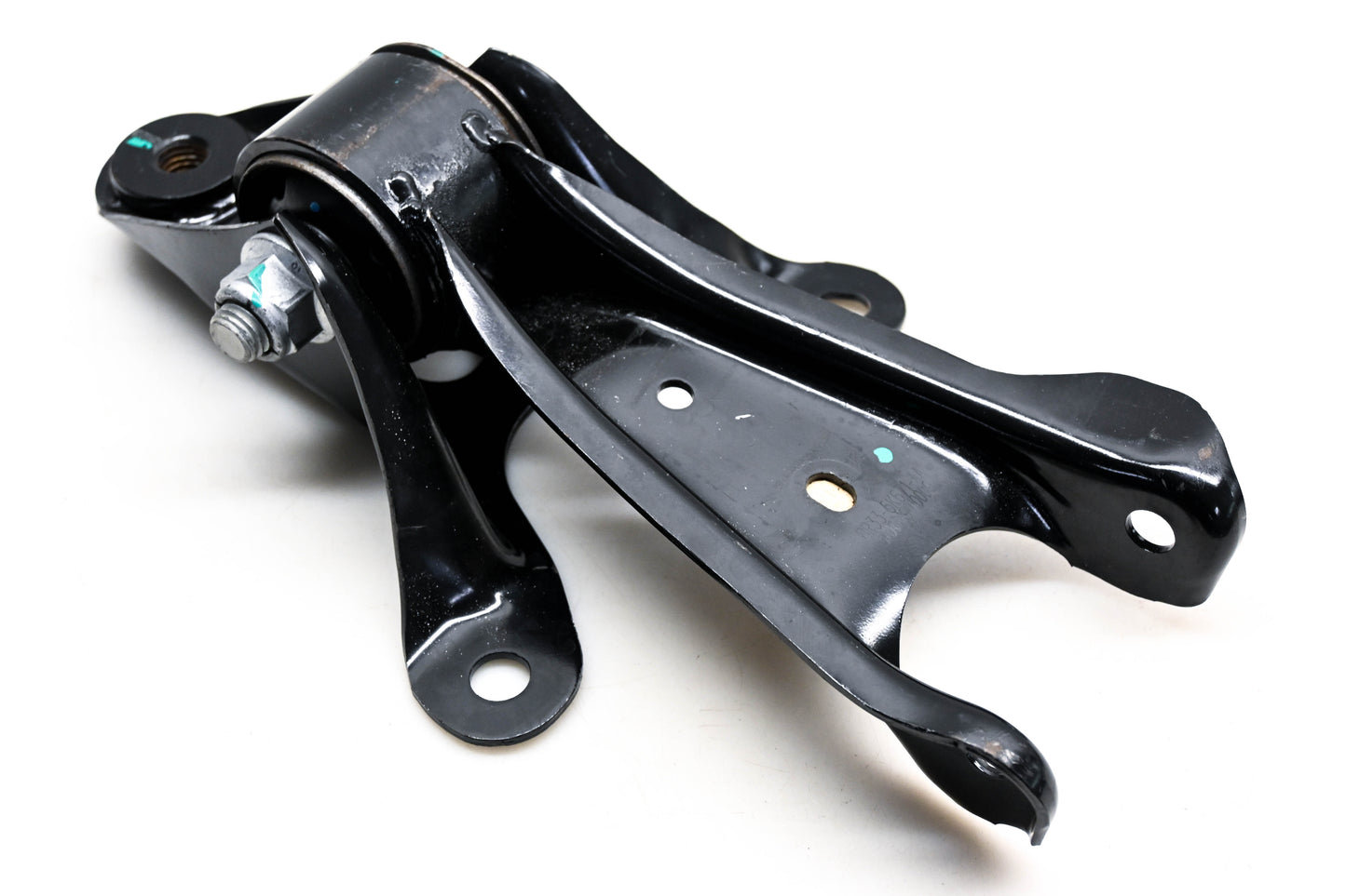 New OEM Ford BR3Z-5500-A Rear Upper Suspension Arm Assembly NOS
