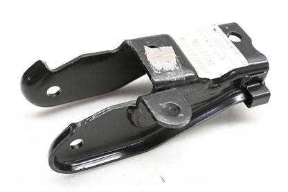 Mitsubishi MB936593 Transmission Case Mount Bracket NOS