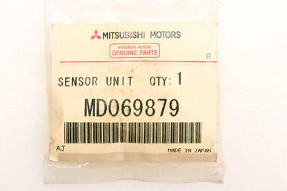 Mitsubishi MD069879 Coolant Temperature Sensor NOS