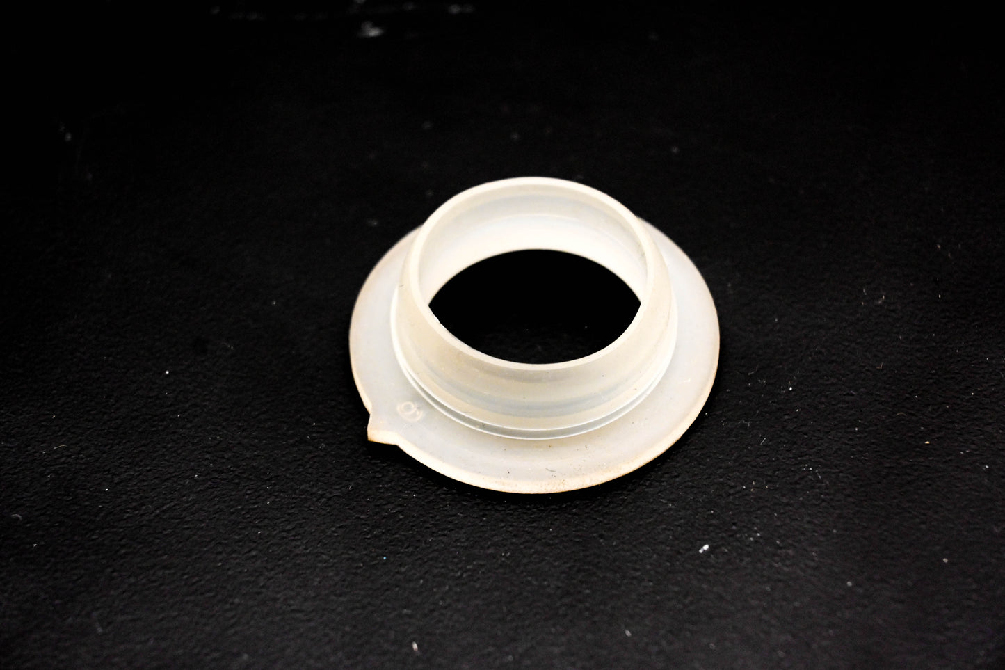 Mopar 05139116AA, 5139116AA Water Level Sensor Grommet NOS