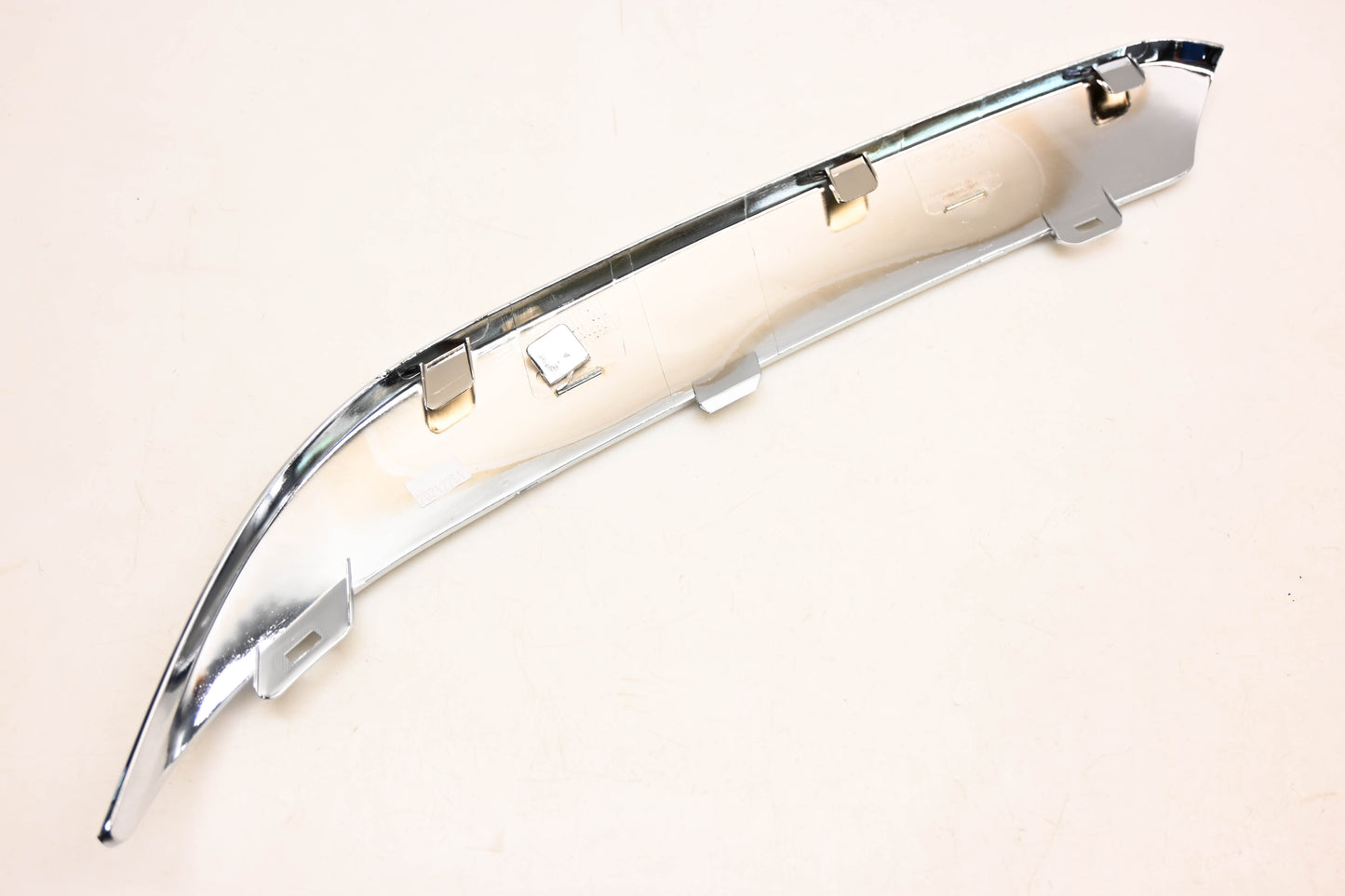 Mopar 04805938AA, 4805938AA Chrome Front Right Bumper Trim NOS
