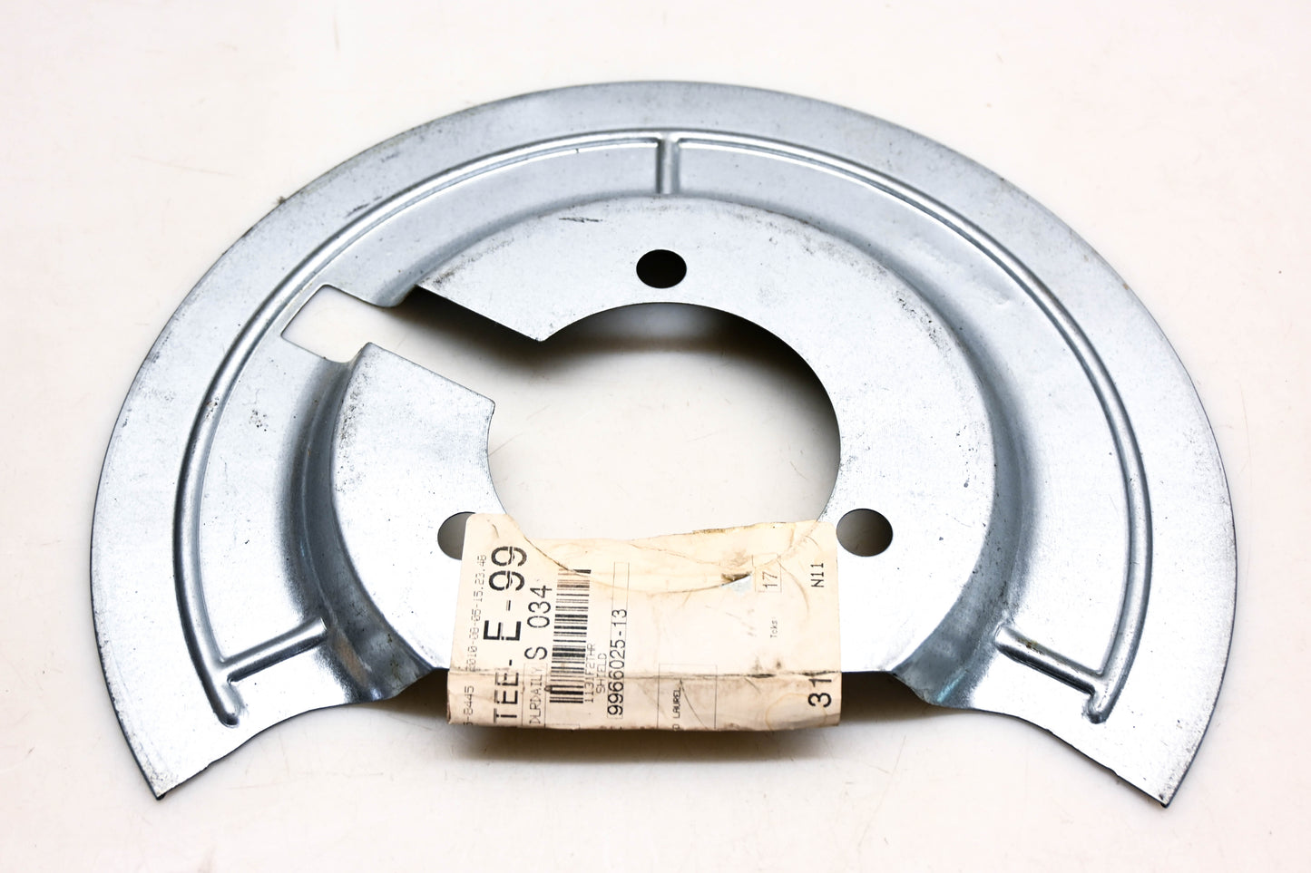 Mopar 52010138AG Right Splash Guard Backing Plate NOS