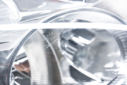TYC 20-9105-00-1N Right Nissan Altima Headlight Assembly