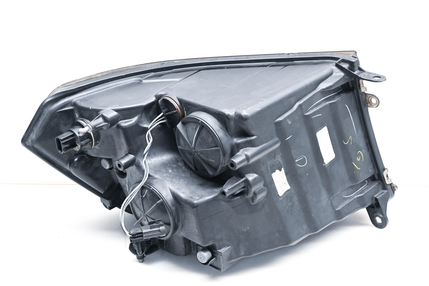 OEM Ford 68001484AG, 68096438AG Dodge Ram Tinted Right Headlight Assembly
