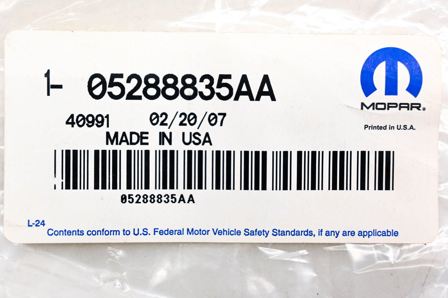Mopar 05288835AA, 5288835AA Fascia Left Plug NOS
