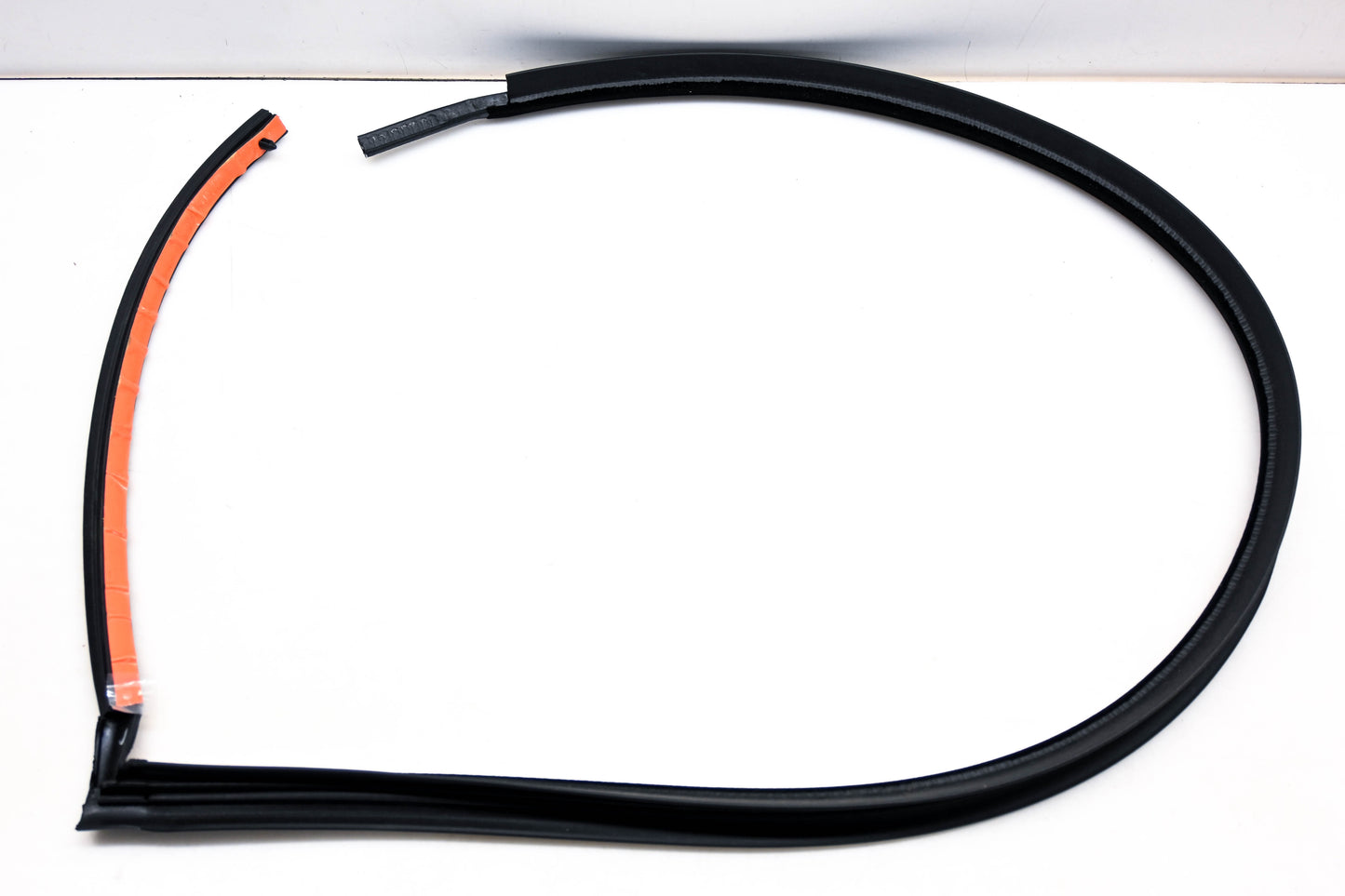 New OEM Ford F6SZ-6351822-AA Weatherstrip NOS