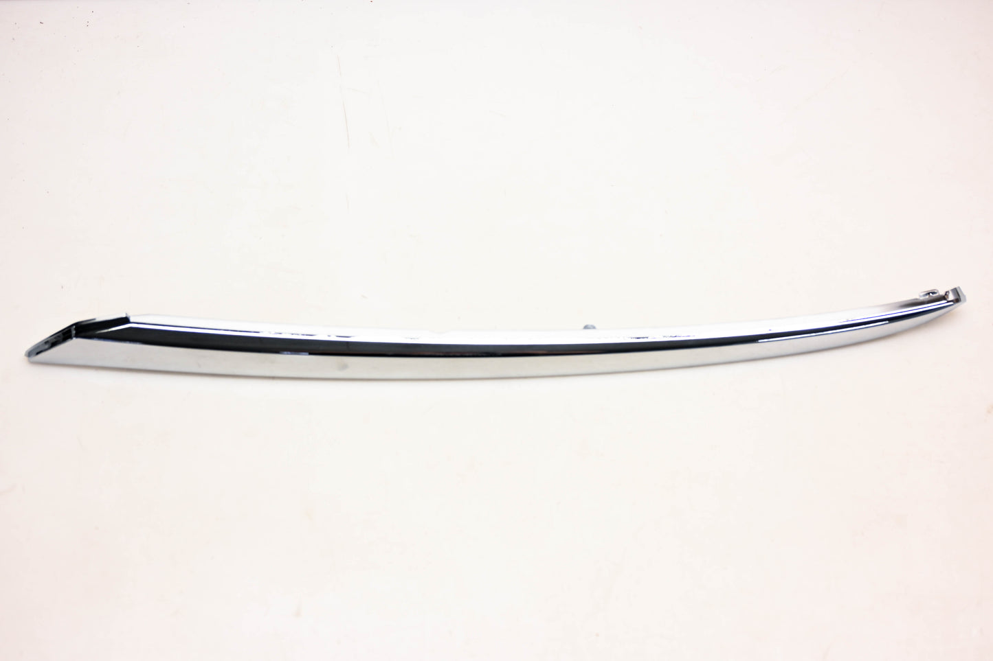 Nissan 620753KA0A, 62075-3KA0A Front Left Bumper Molding NOS