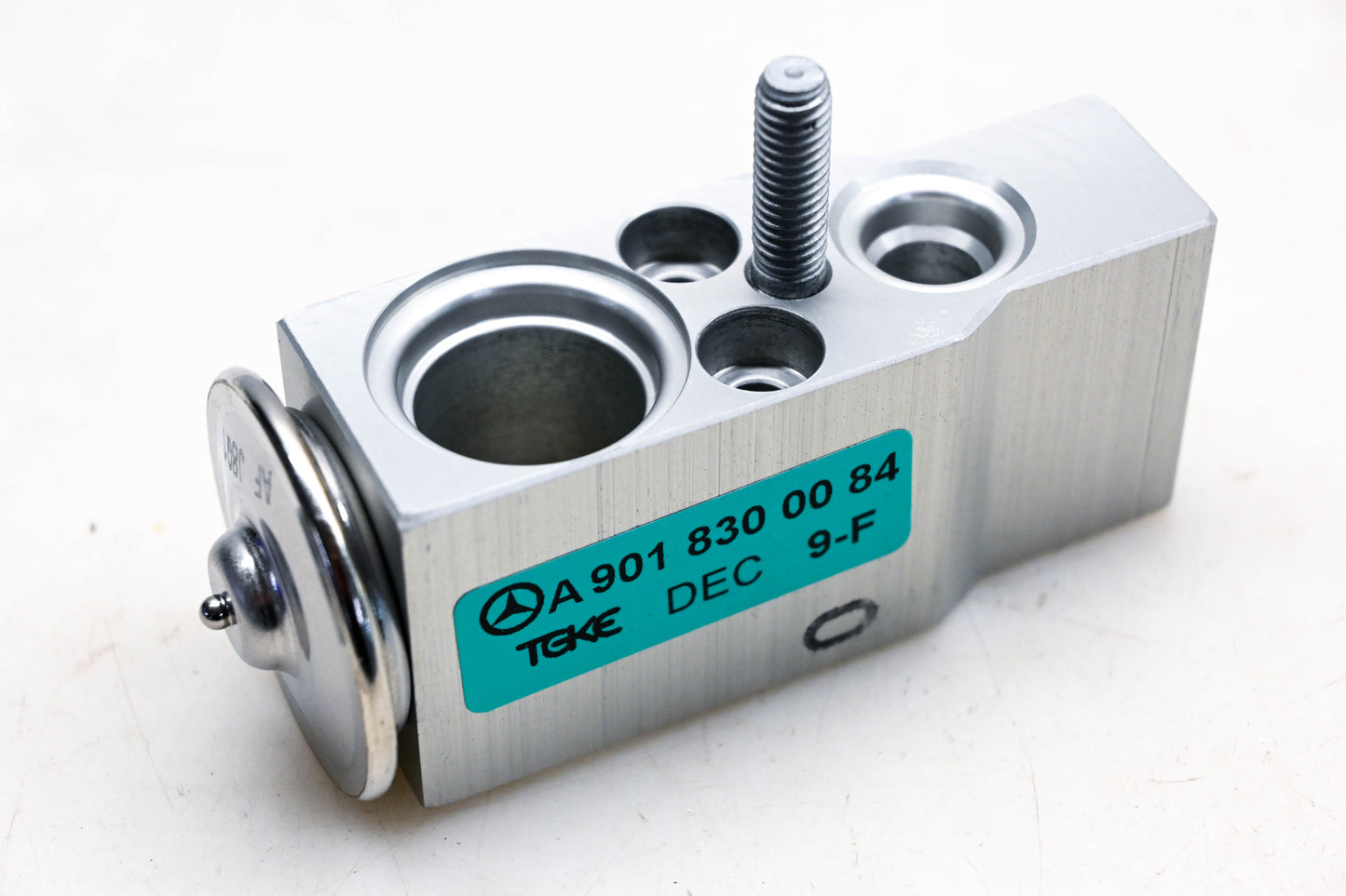Mopar 05143304AA, A9018300084 Mercedes Expansion Valve NOS