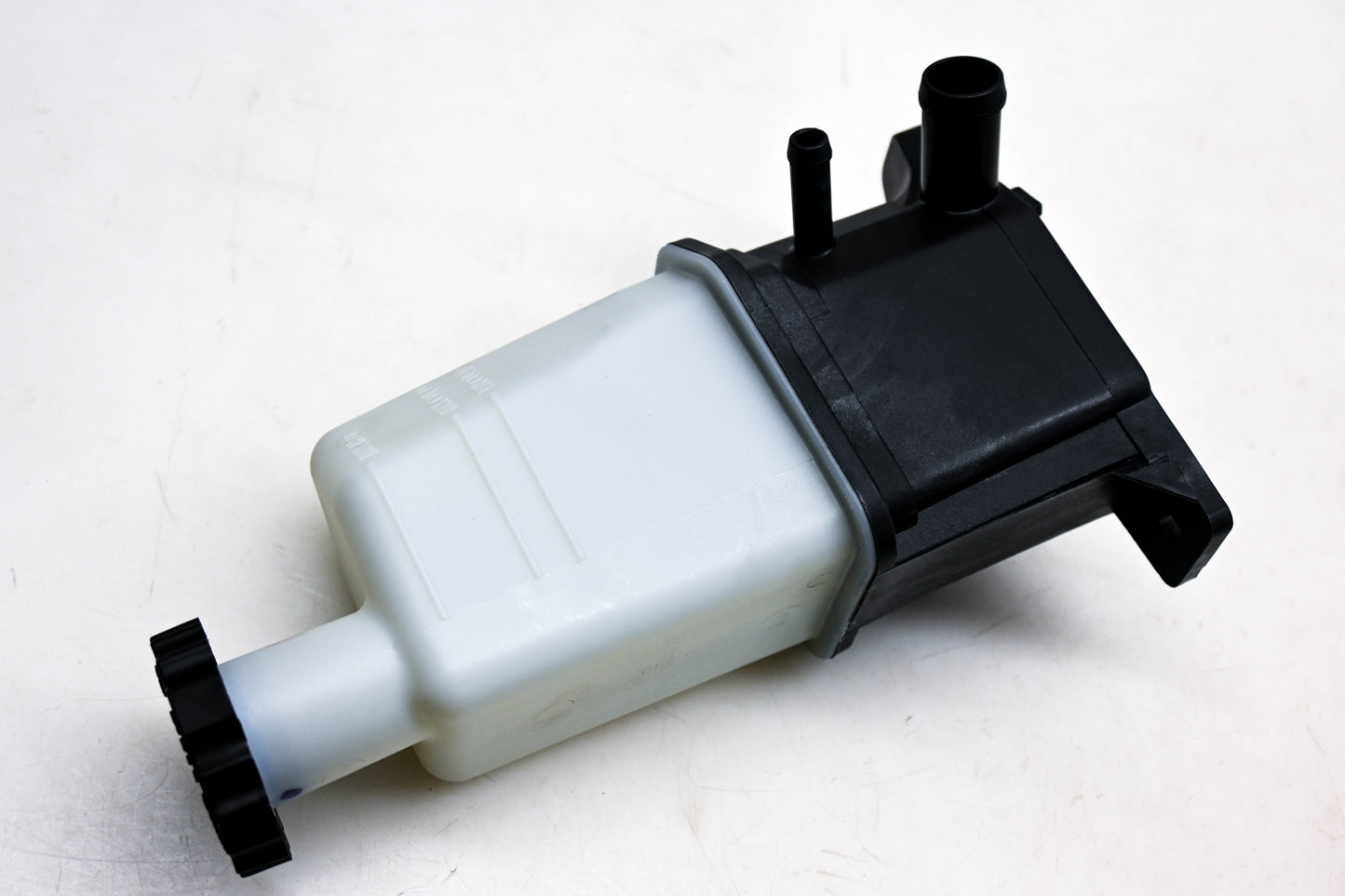 Mopar 04772456AD, 4772456AD Power Steering Reservoir NOS
