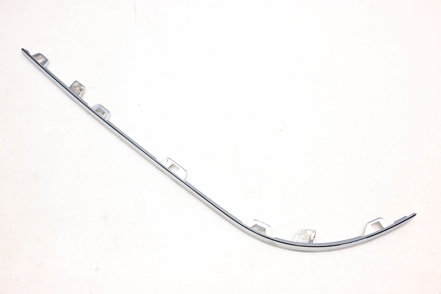 Mopar 04805986AA, 4805986AA Rear Bumper Chrome Molding NOS