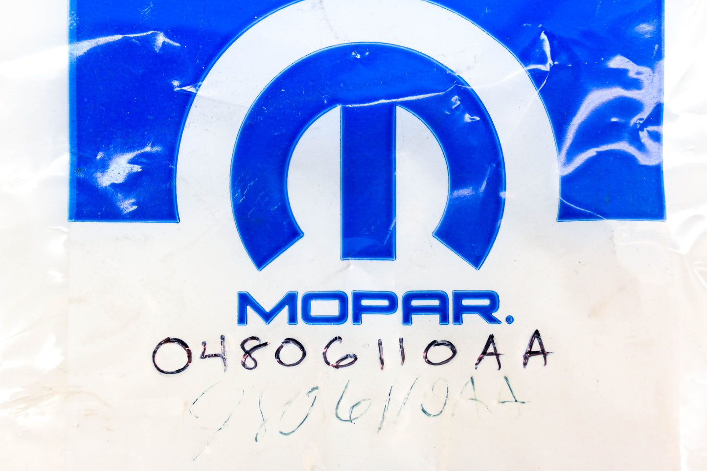 Mopar 04806110AA, 4806110AA Push Pin Fastener NOS