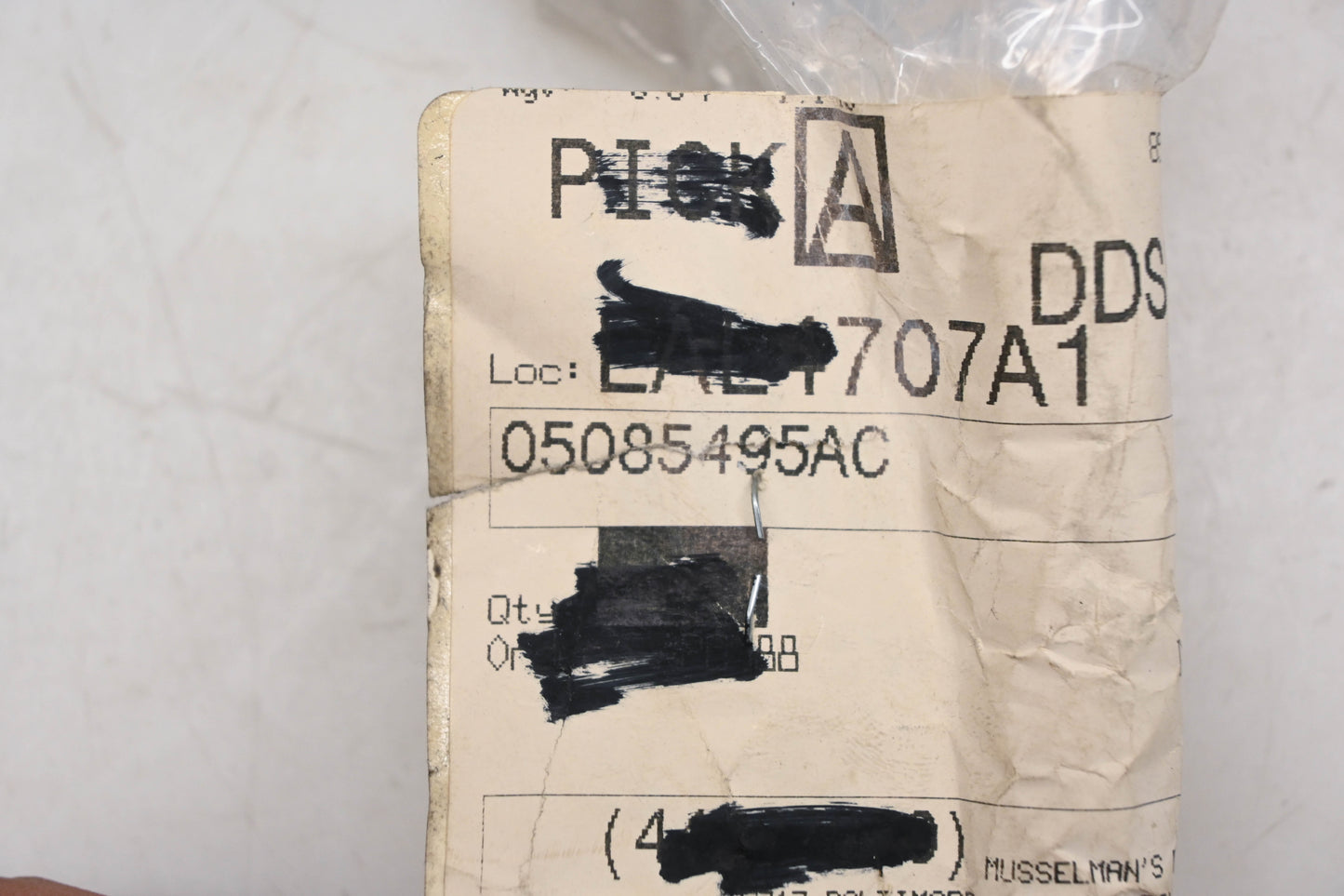 Mopar 05085495AC, 5085495AC Shock Absorber Mount Bracket NOS