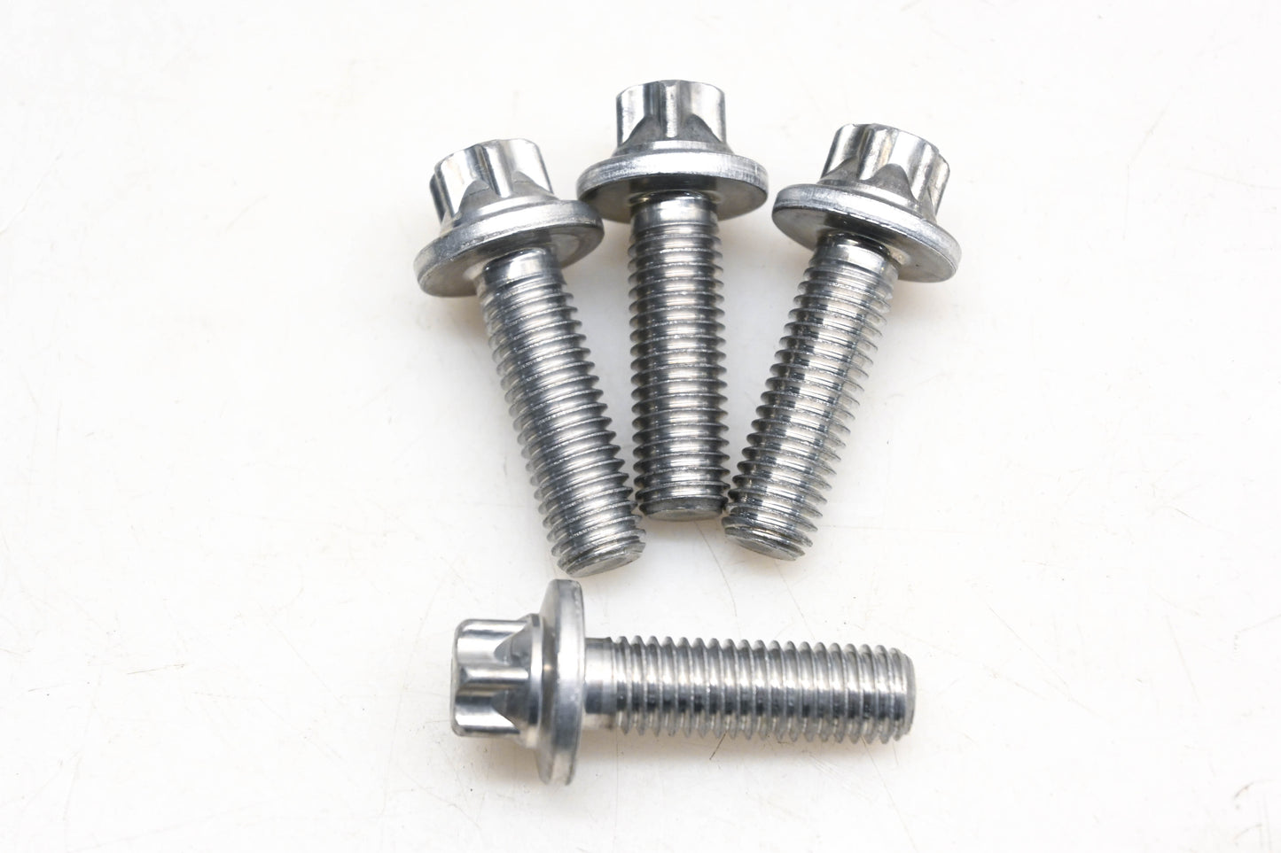 New OEM BMW 32420392609 Power Steering Pump Screws Qty 4 NOS