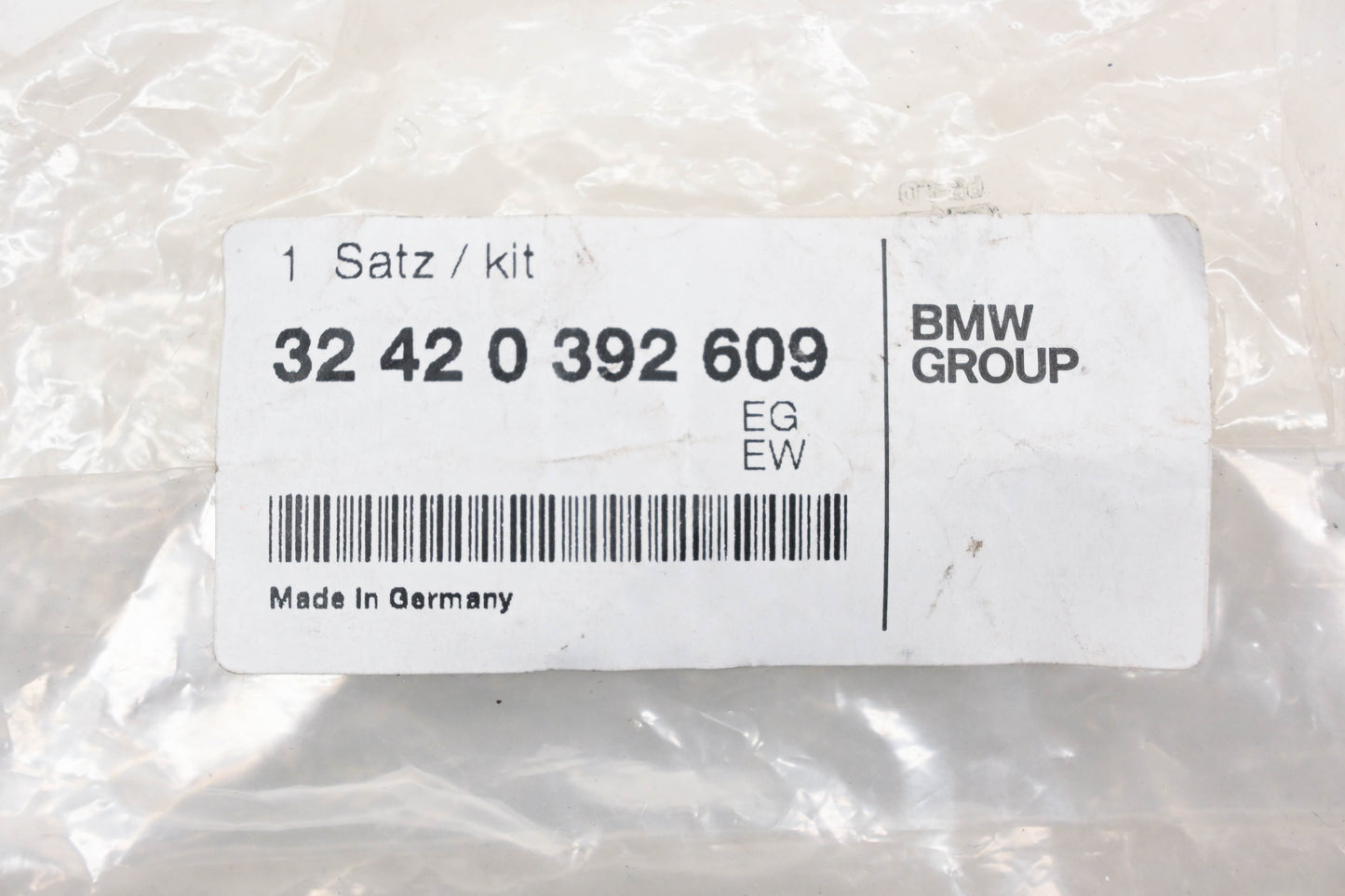 New OEM BMW 32420392609 Power Steering Pump Screws Qty 4 NOS