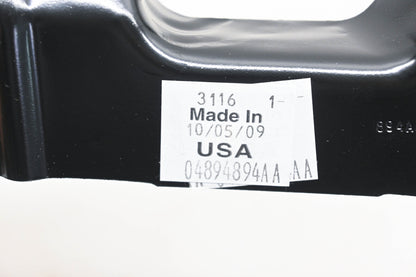 Mopar 04894894AA, 4894894AA Right Midpoint Fender Bracket NOS