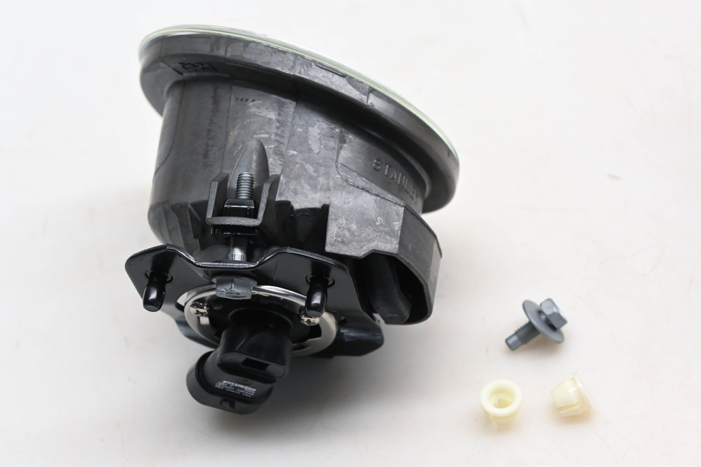 Nissan 26155-CB025 Left Fog Lamp Kit NOS