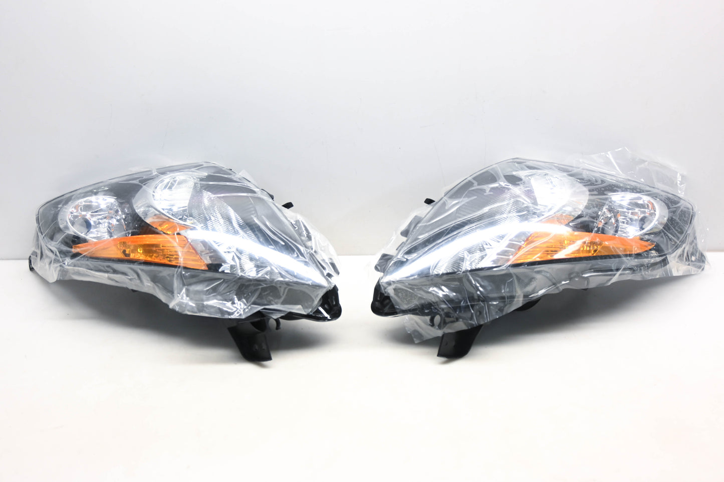 Aftermarket HL-ALT07-AMBK Front Right & Left Headlight Kit NOS