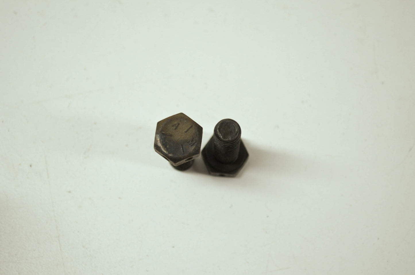 OEM Harley-Davidson 4021 Hex Head Screw w/ Hole Qty 2 NOS