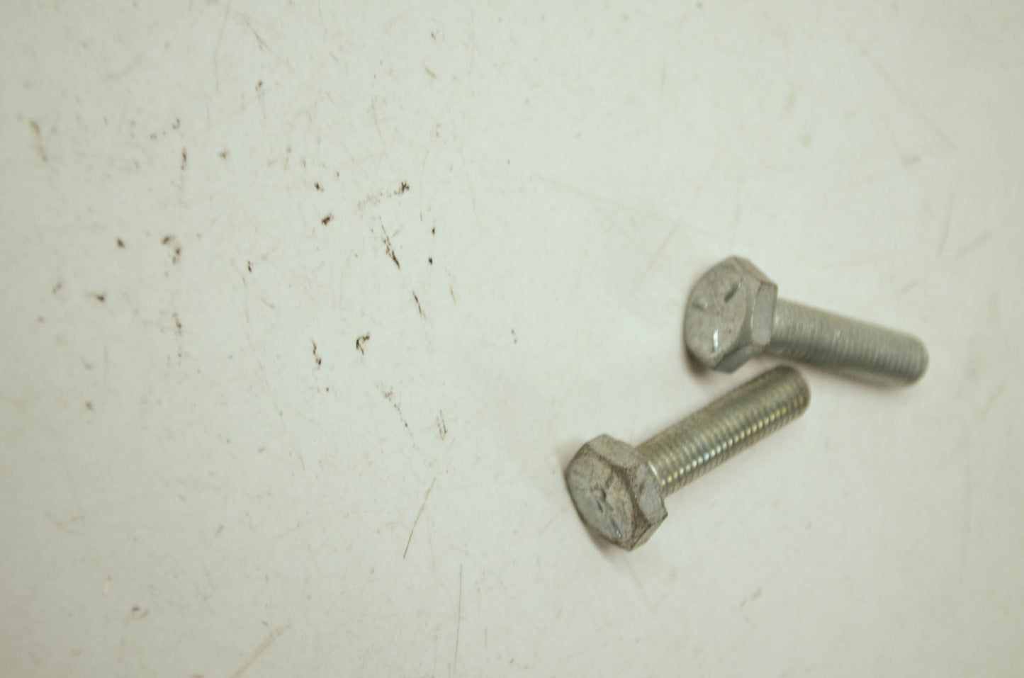 OEM Harley-Davidson 3825 Hex Bolt Qty 2 NOS