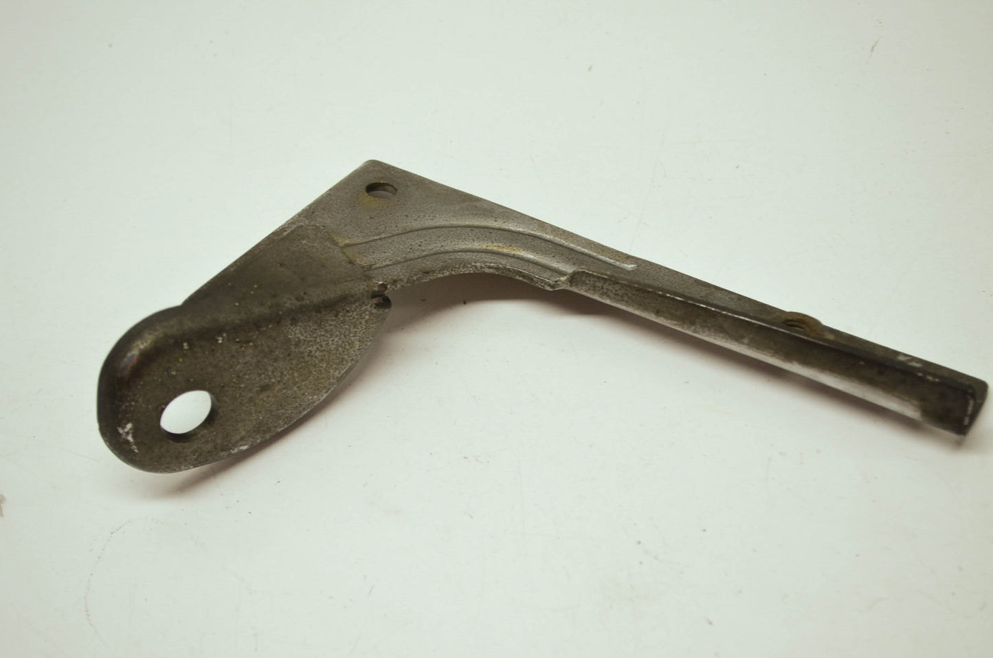 Right Bracket Assembly NOS