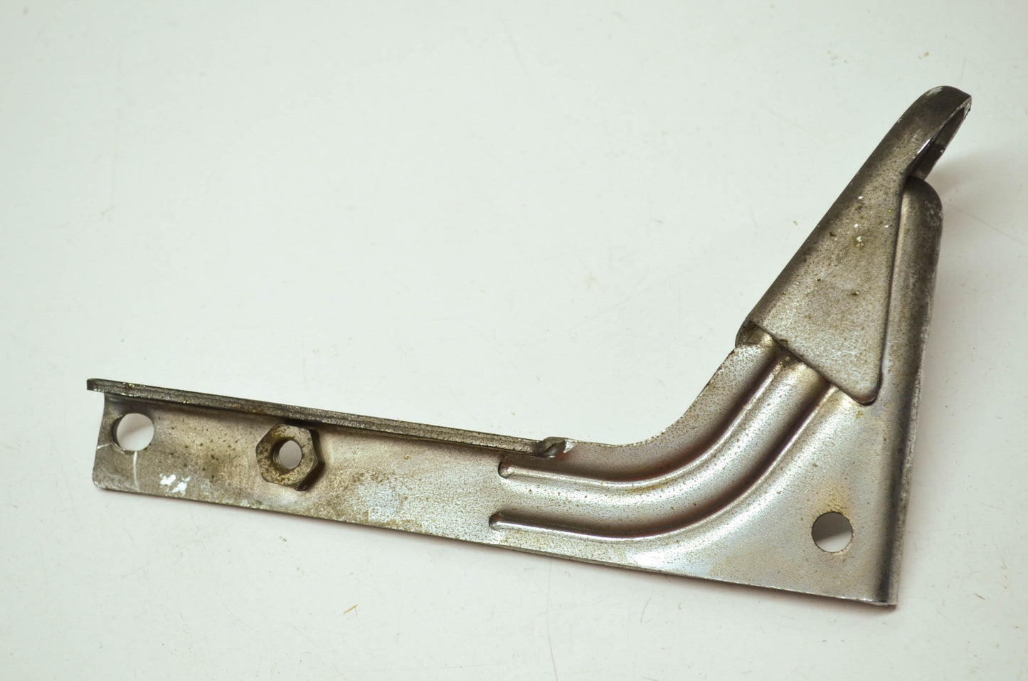 Right Bracket Assembly NOS
