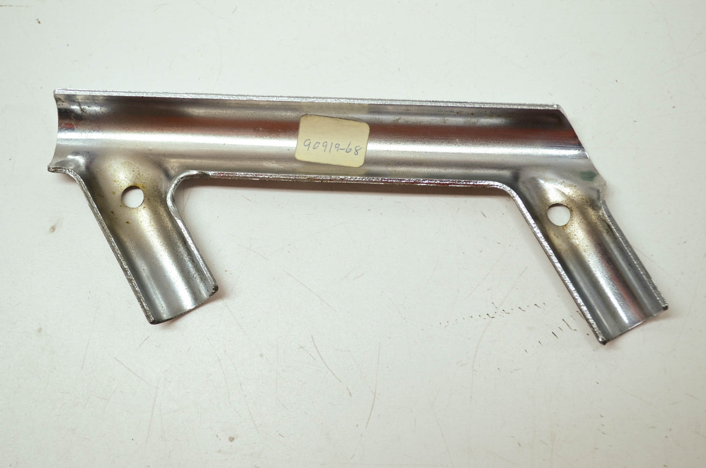 OEM Harley-Davidson 90919-68 Left Clamp NOS