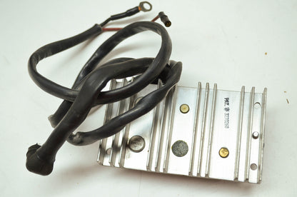 Voltage Regulator NOS
