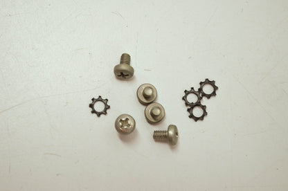 OEM Harley-Davidson 71518-80 Screw w/ Washer Qty 5 NOS