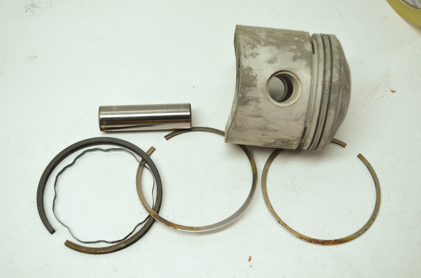 OEM Harley-Davidson 22143-74 Piston 010 OS NOS
