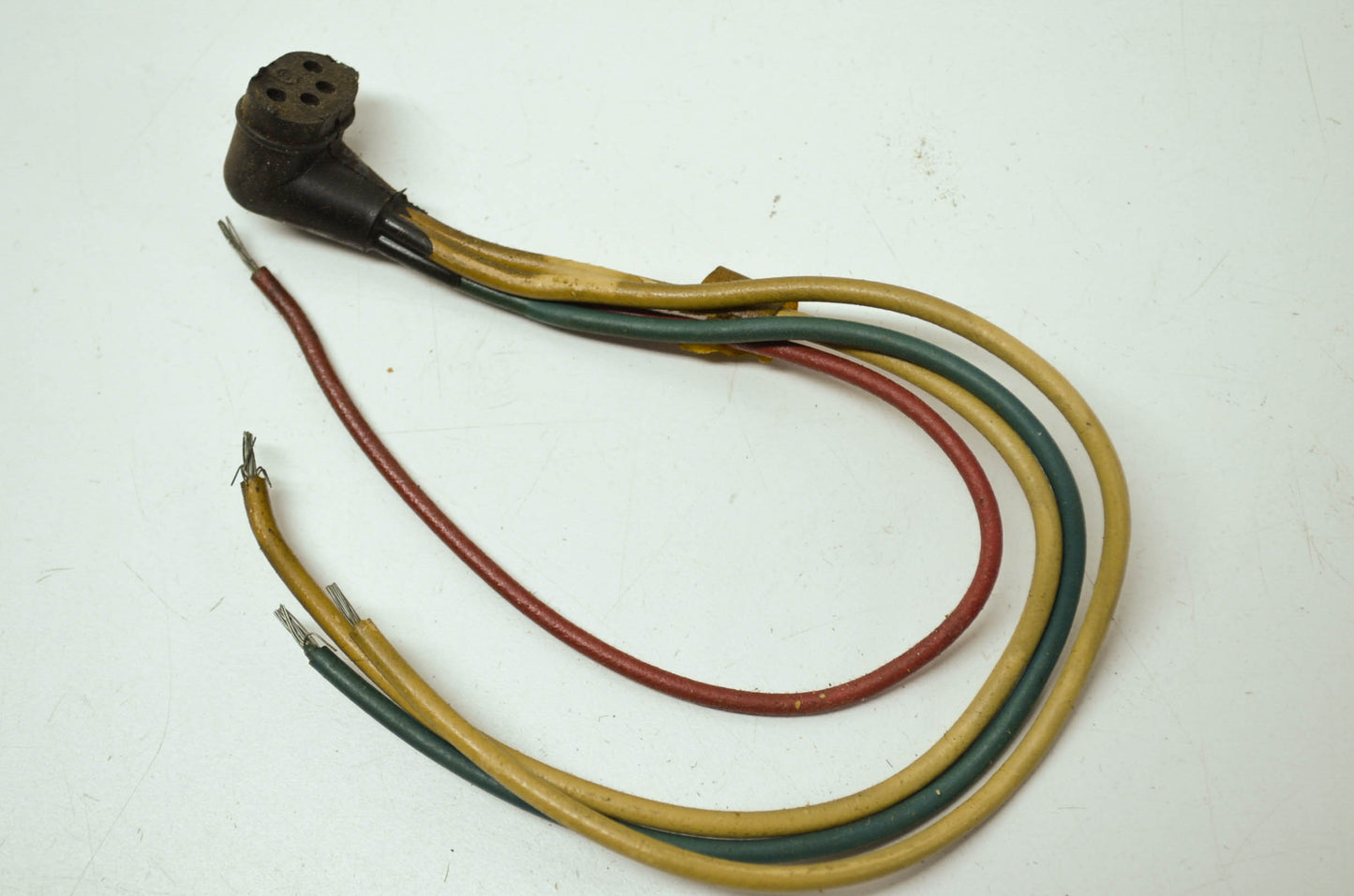 OEM Harley-Davidson 71872-70 Connector NOS