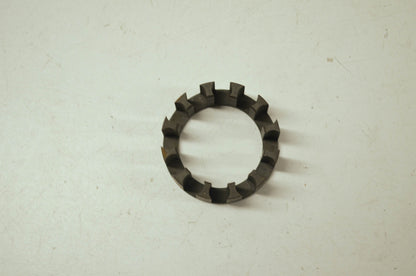 Retainer NOS