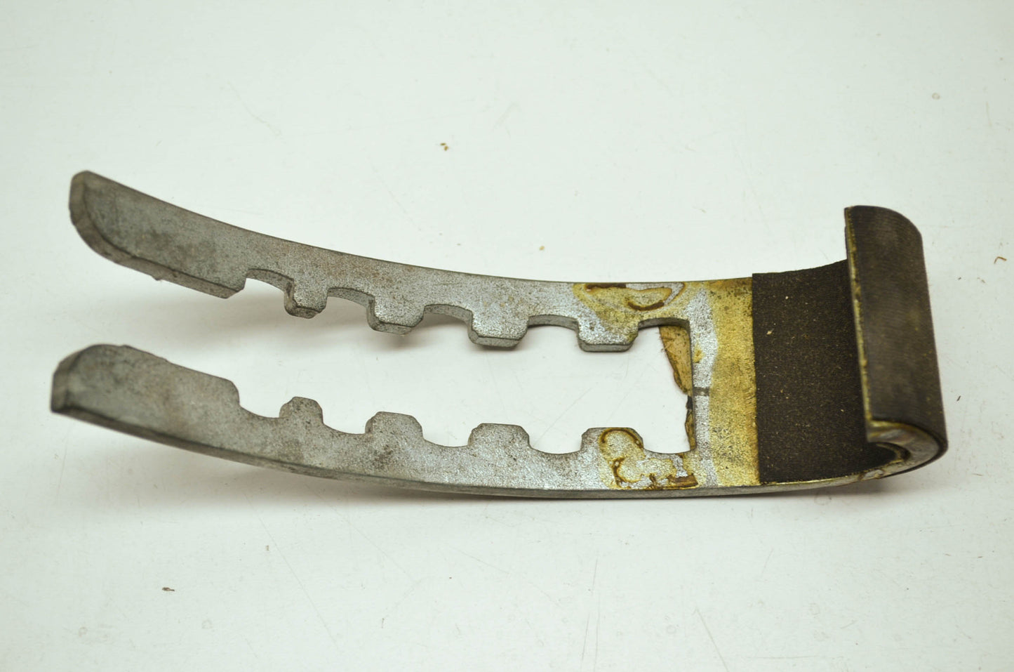 Upper Clamp NOS