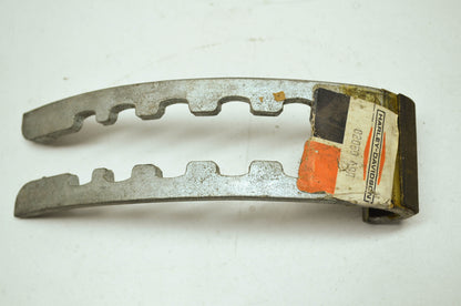 Upper Clamp NOS