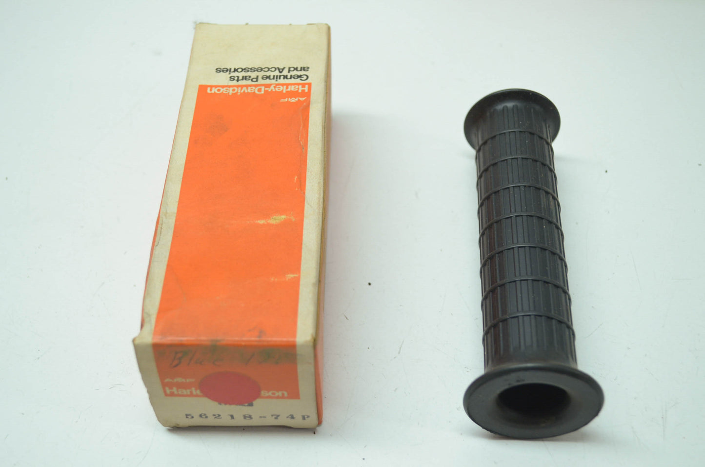NEW OEM Harley Aermacchi Handlebar Grip 74-76 SS SX SXT 125 175 250 56218-74P NO