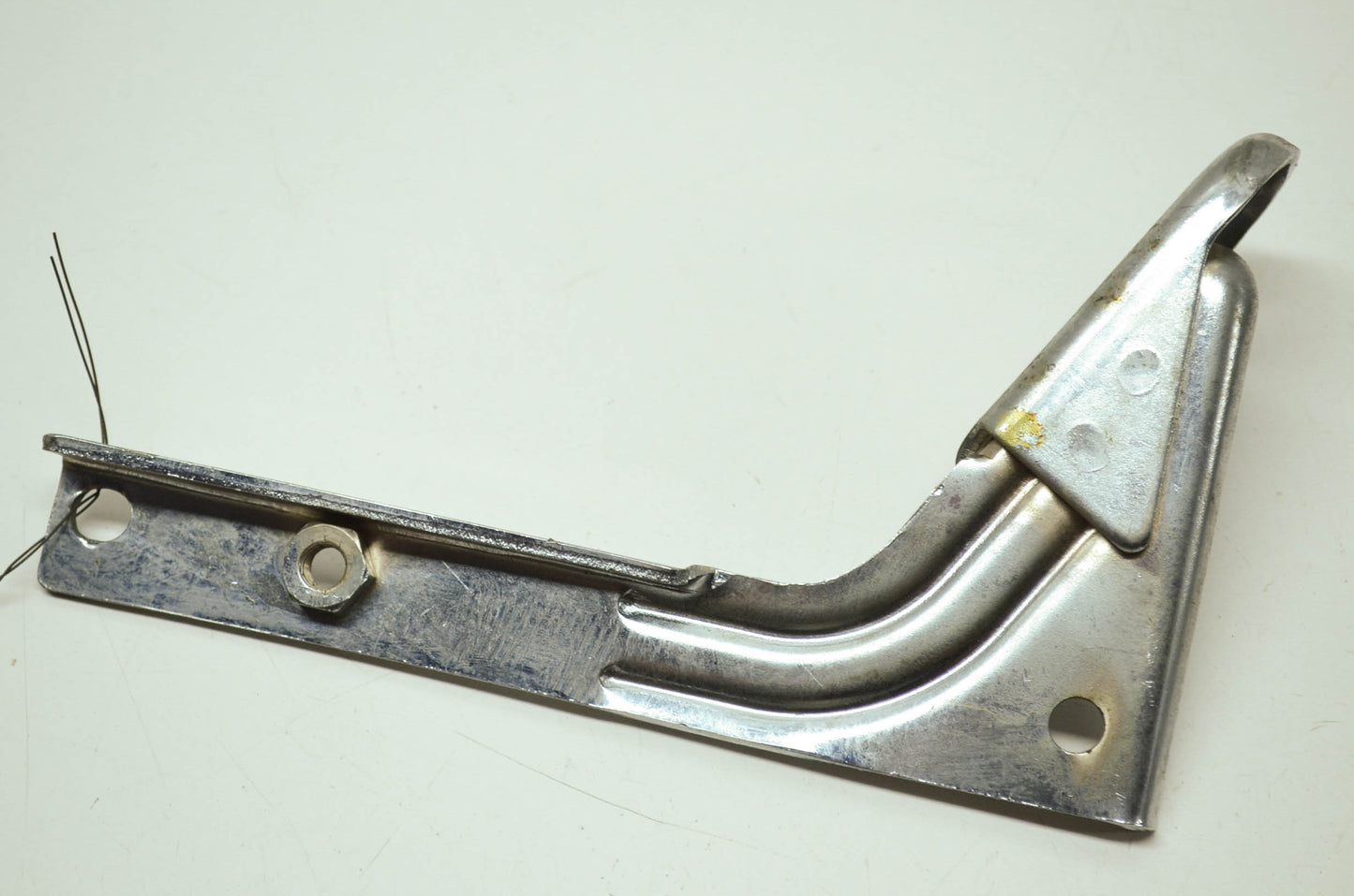 Right Bracket Assembly NOS