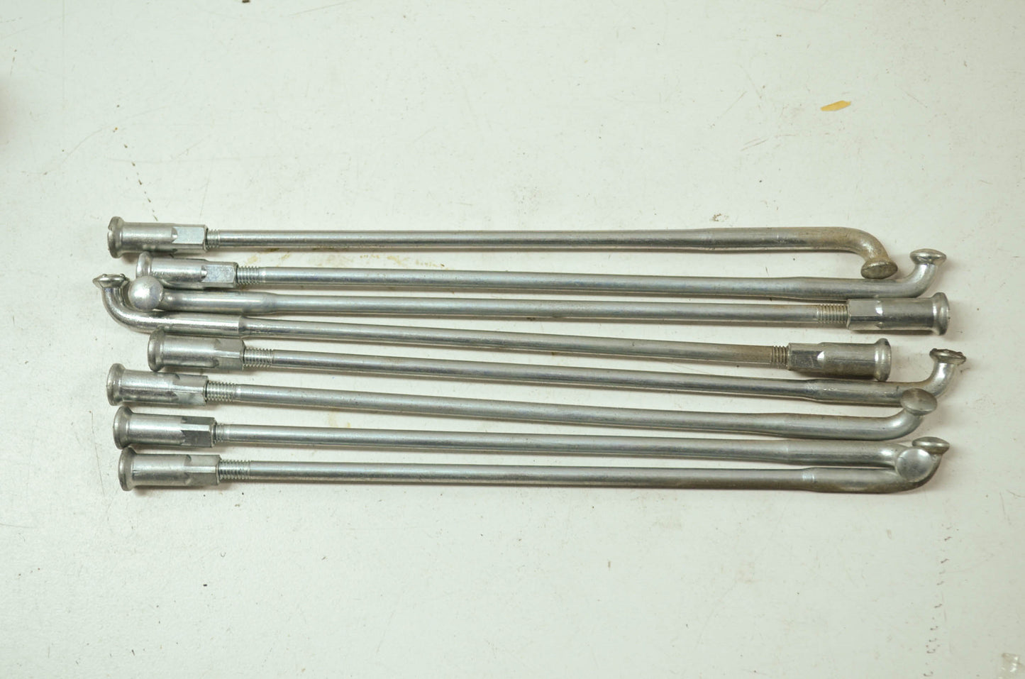 OEM Harley-Davidson 43032-40A Spoke & Nipple Kit Qty 8 NOS