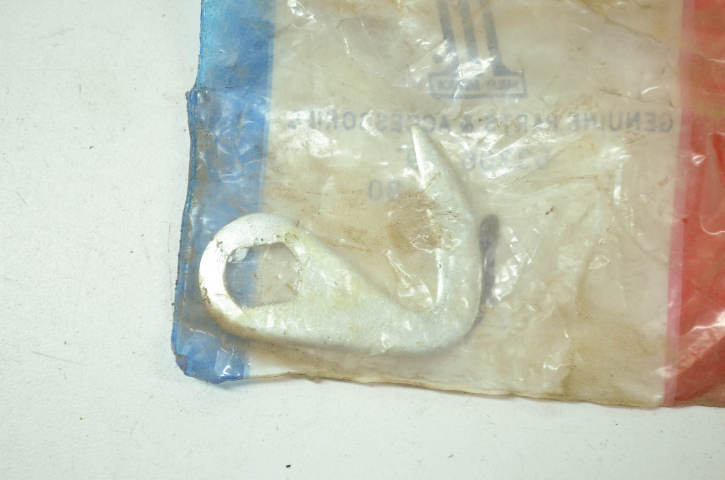 OEM Harley-Davidson 53306-69 Cam Hook NOS