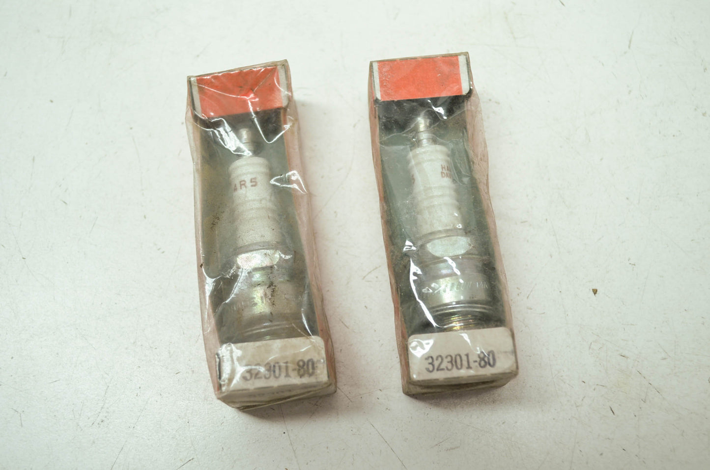 OEM Harley-Davidson 32301-80 Spark Plug 4RS Qty 2 NOS