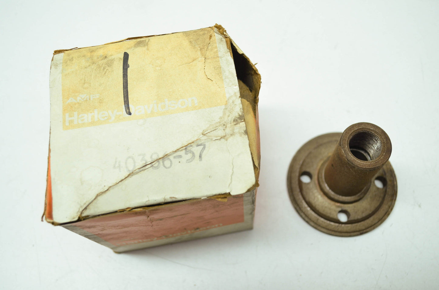 OEM Harley-Davidson 40386-57 Shaft Nut NOS