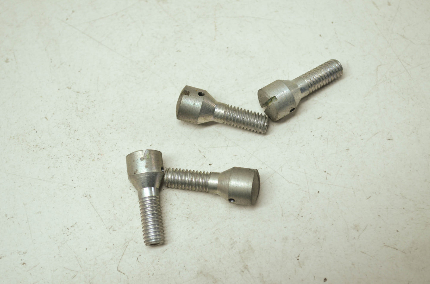 OEM Harley-Davidson 34720-56 Screw Qty 4 NOS