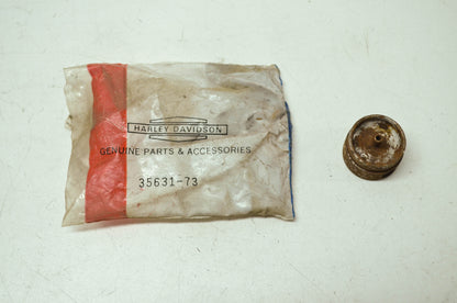 OEM Harley-Davidson 35631-73 Countershaft Oiler Plug NOS