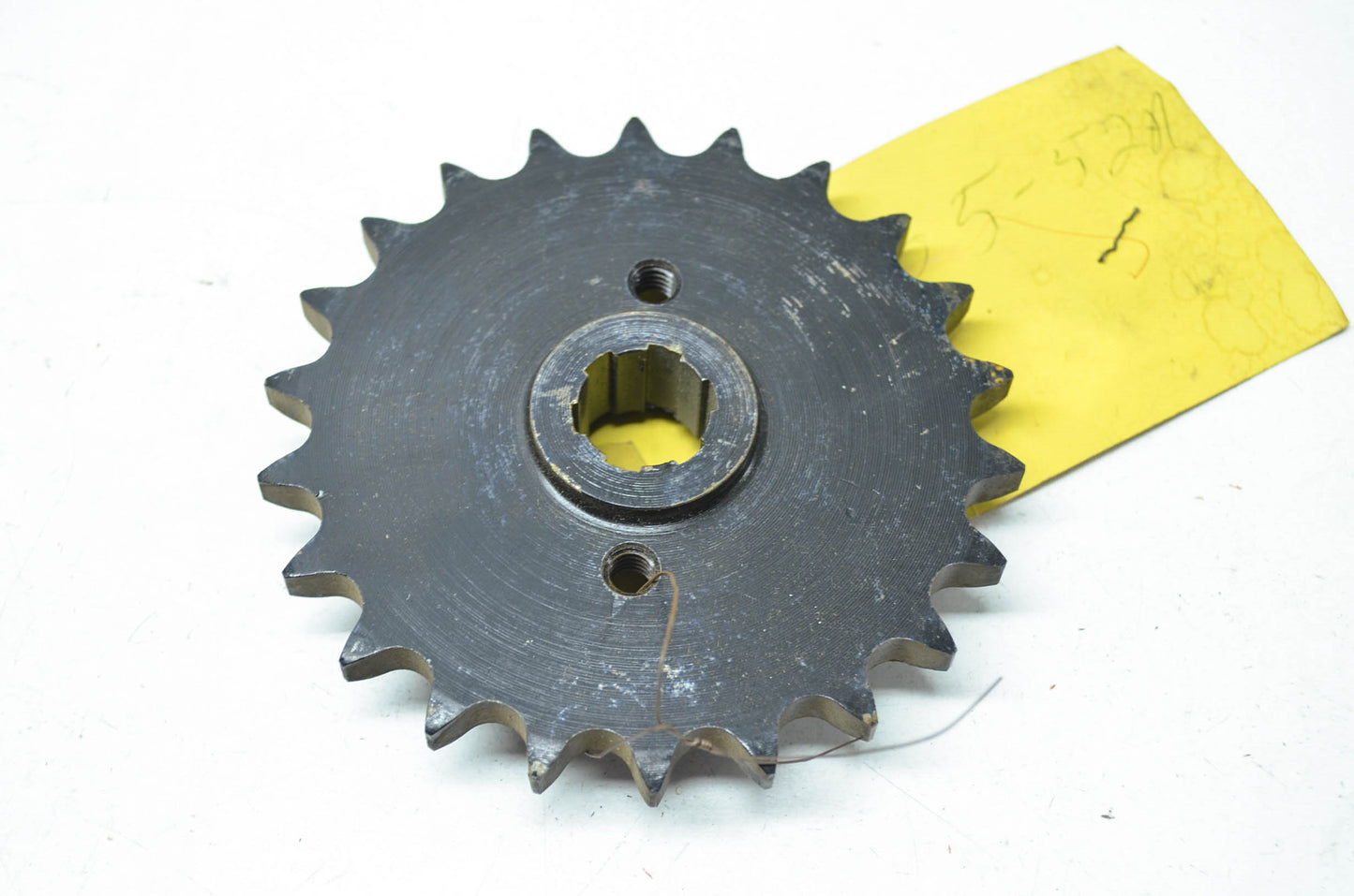 OEM Harley-Davidson 35205-52A Transmission Sprocket 21T NOS