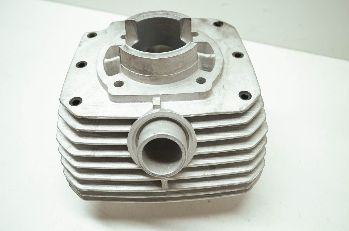 Harley Aermacchi Cylinder Assembly 74-78 SX SS 175 NOS