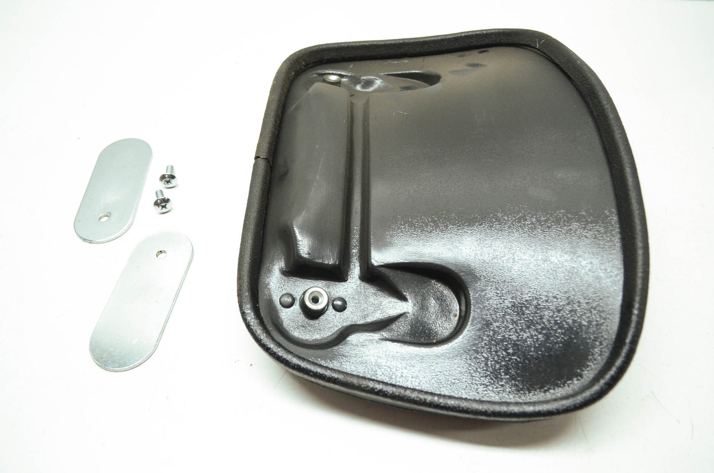 OEM Harley-Davidson 52567-77 Black Backrest NOS
