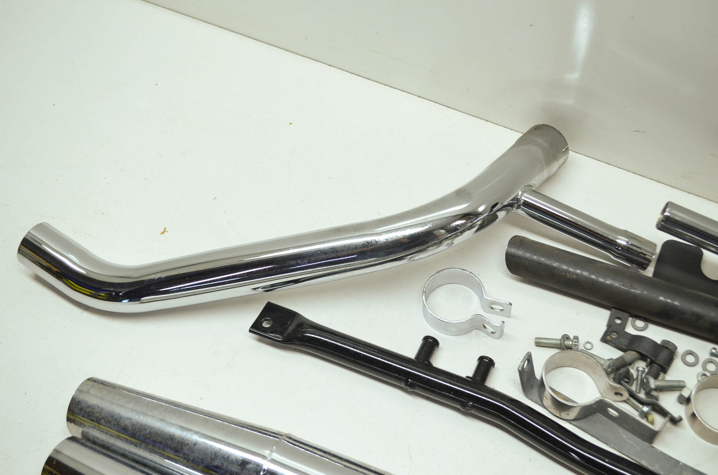 NEW OEM Harley Davidson Dual Exhaust Muffler Pipe Kit SSS Sportster 65207-75 NOS