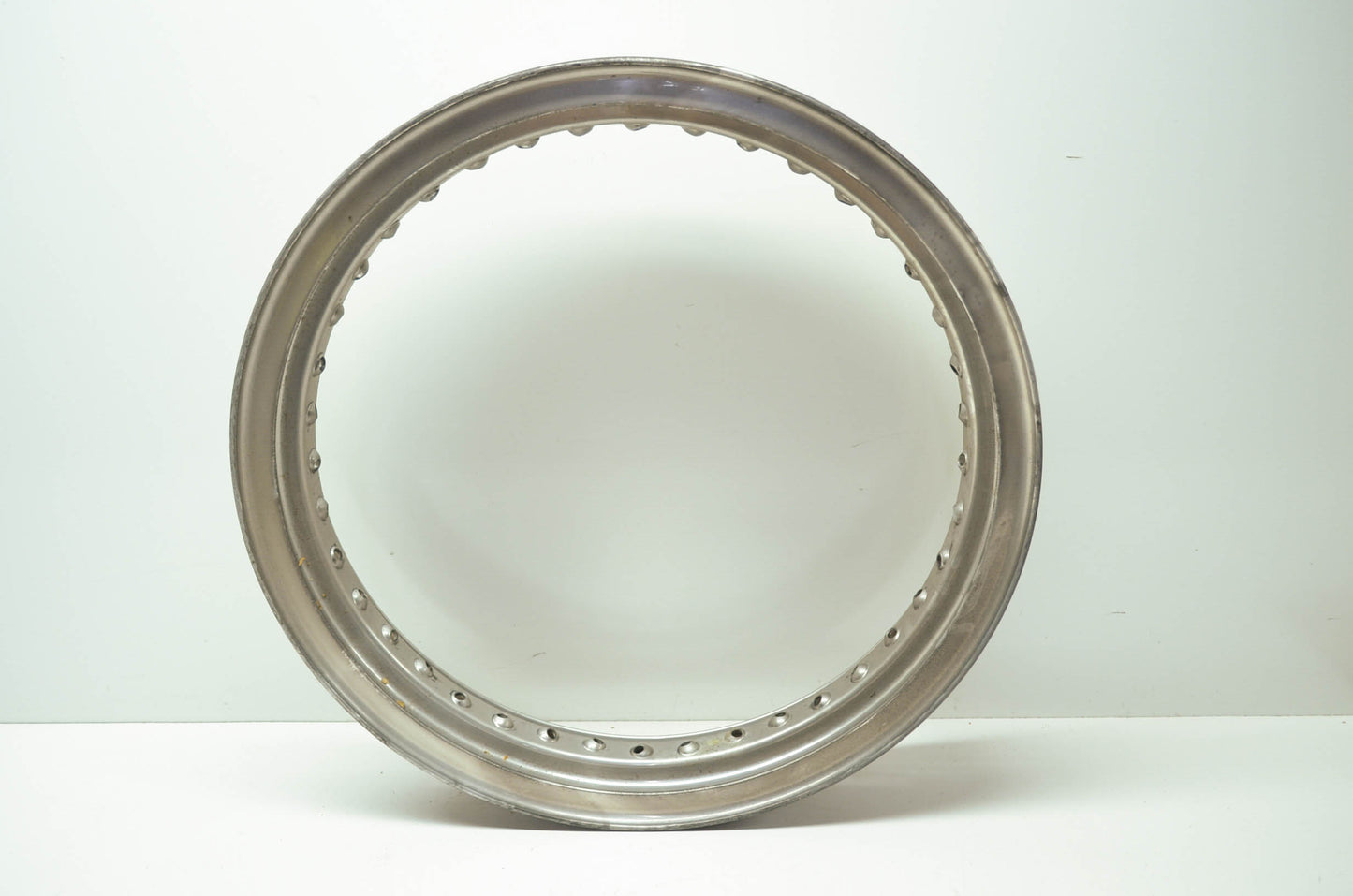 OEM Harley-Davidson 42998-74 Wheel Rim NOS